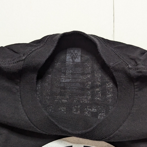 Seth Rollins Redesign Rebuld Reclaim shirt. Men's large. WWE Shield NXT used - Picture 6 of 7